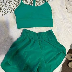 Lululemon Kelly green set